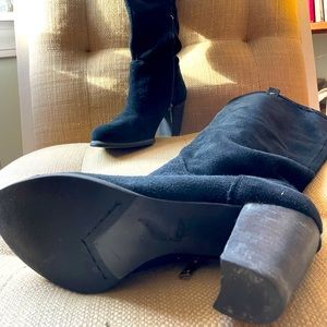 Black Suede Ugg Boots. Women’s Sz 8